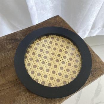 Plato Decorativo de Ratán para Frutas