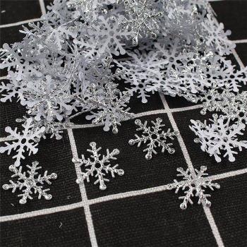 300pcs Christmas Snowflake Ornaments