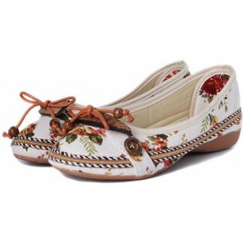 Mocasín Slip-On con Plataformas Retro