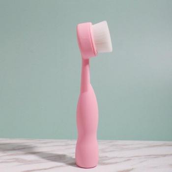 Skin-friendly Long Handle Facial Brush