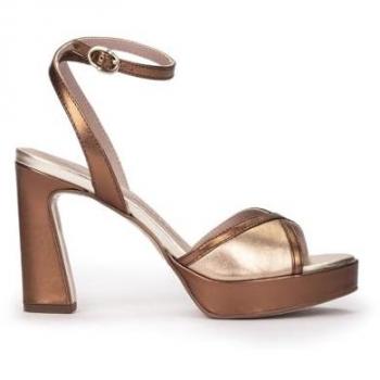 Illa Bronceada – Plataforma y Pulsera de Pedro Miralles