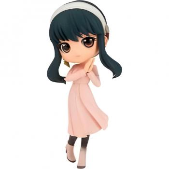 Yor Forger en Paseo – Miniatura 14 cm de Spy X Family