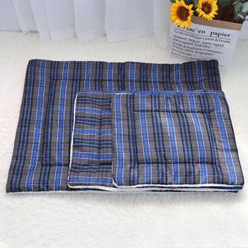 Warm Dog Blanket Solid Fleece Lounger Bed
