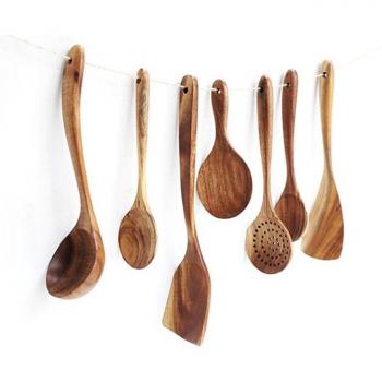 Cuillère à louche en bois naturel