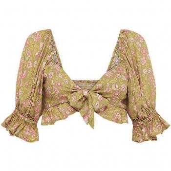 Blusa corta bohemia con lazo y espalda descubierta