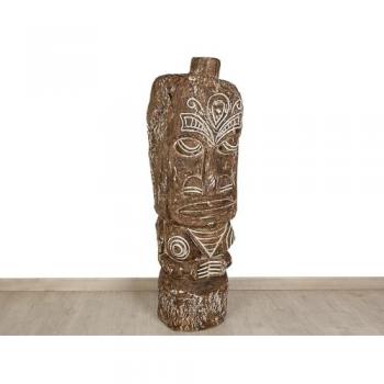 Piedra Viva: Escultura Tribal de Madera