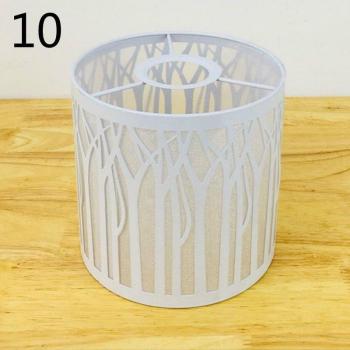 Candelabro minimalista de hierro forjado
