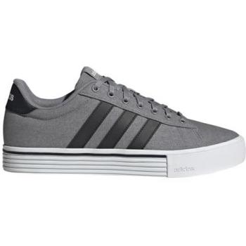 Adidas - Daily 4.0 Grau/Cblack/Ftwwht - Schuhe - Grau - EU 47,5