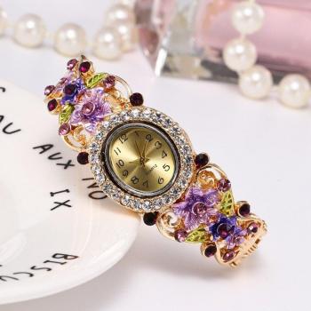 Luxus Armreif Uhr mit Kristallen